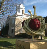 Fsm-statue