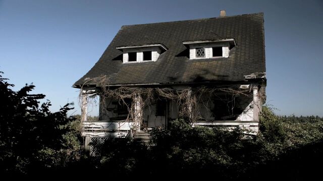 File:Abandonded-house.jpg