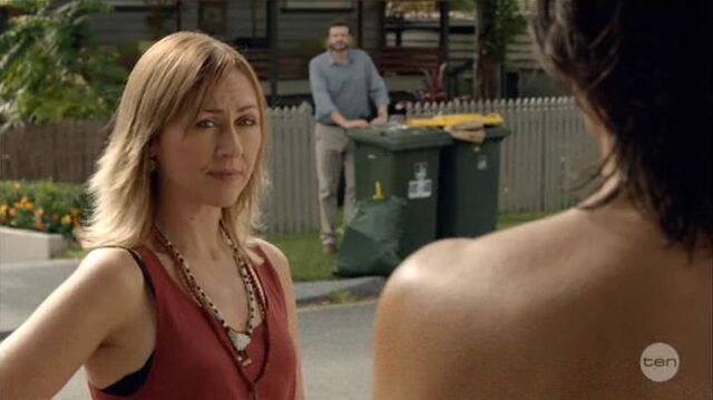 File:Australian Series-1x01-13.jpg
