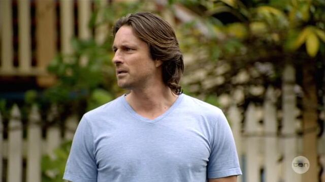 File:Australian Series-1x01-16.jpg