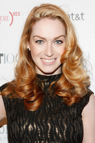 Archivo:Jamie Clayton.jpg