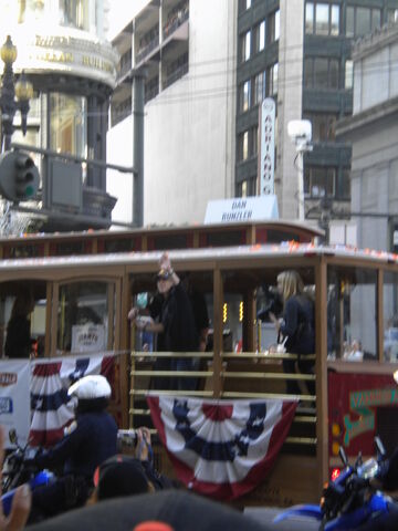 File:GiantsParade43.jpg