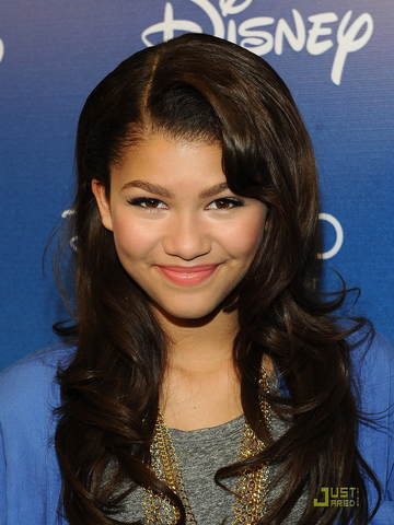 Fichier:Zendaya.png