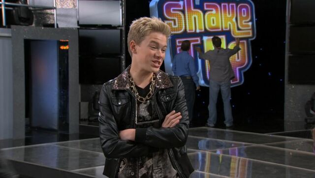 File:Hook It Up 26.jpg