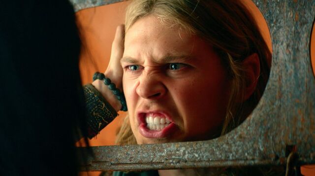 File:Wil teeth.jpg