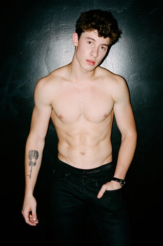 File:Flaunt-Magazine5.jpg