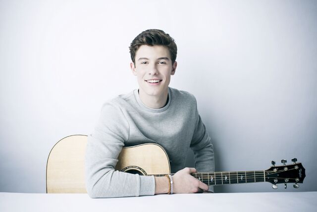 File:2014-Photoshoot-Set-1-12.jpg