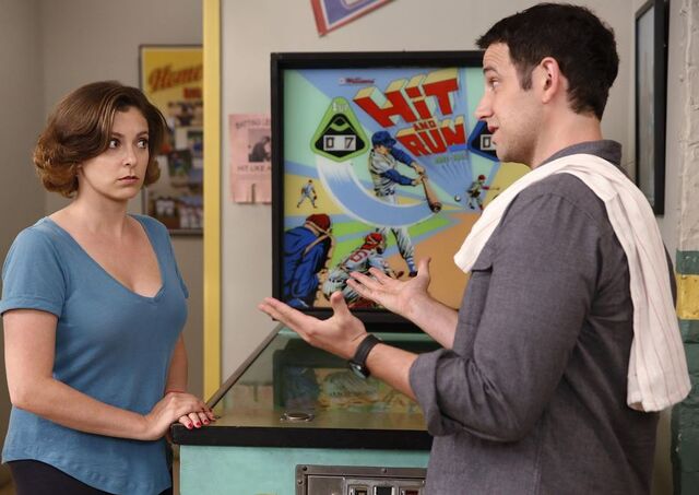 File:Crazy-Ex-Girlfriend 1x04 Promotional photo 5.jpg