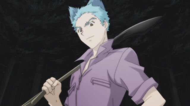 File:Tatsumi with shovel.jpg
