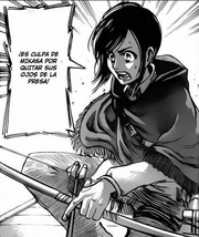 Sasha culpa a Mikasa por distraerse