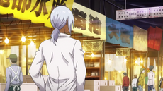 Akira visits the fish market (anime)