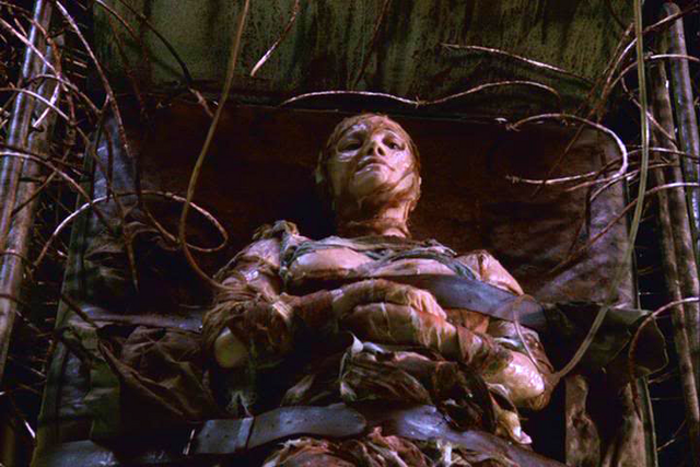 File:AlessaAdult2.png