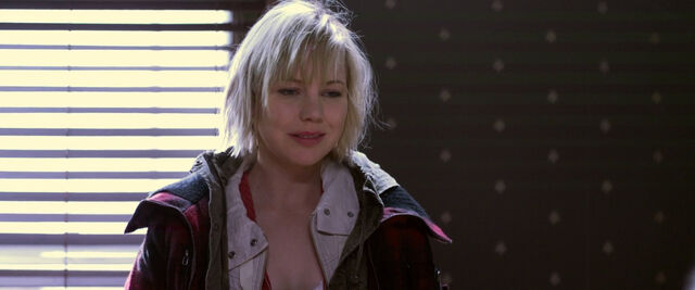 File:Heather smiles.jpg