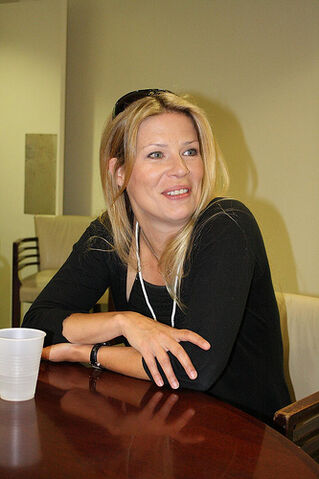 Archivo:Mary Elizabeth McGlynn2.jpg