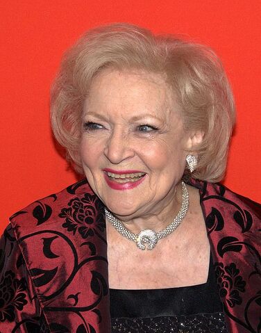 File:Betty White 2010.jpg