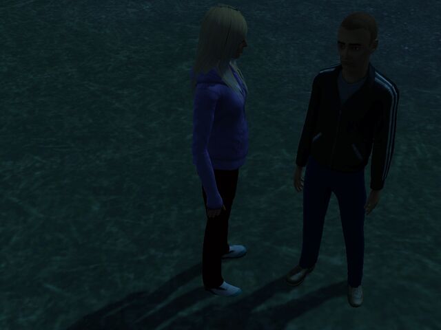 File:CourtneyandJenni.jpg