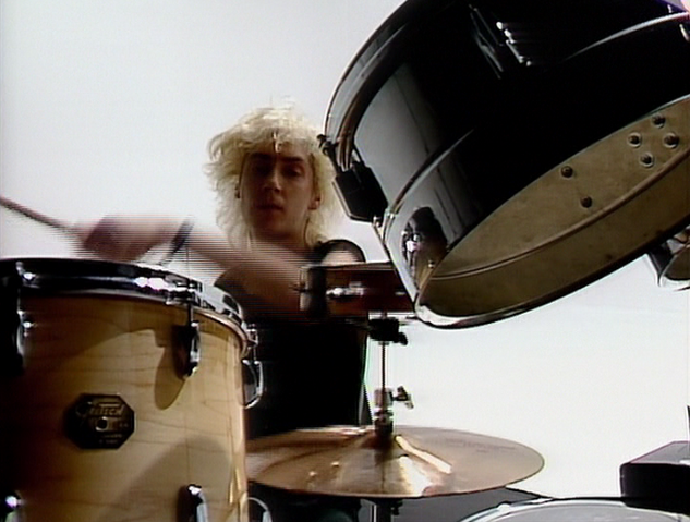 File:Budgie drums.png
