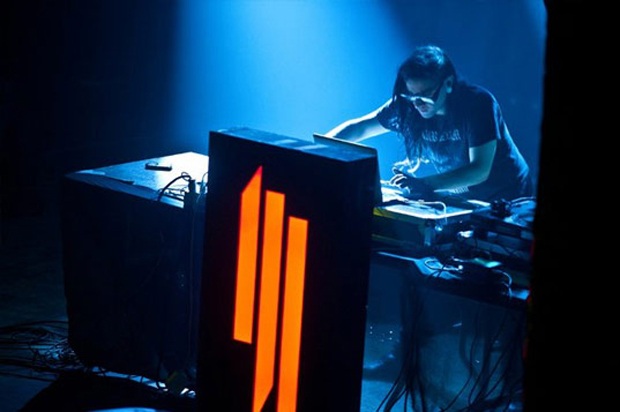 File:Skrillex.jpg