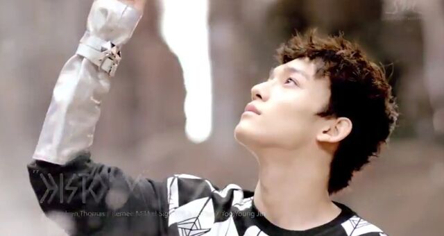 File:EXO - Chen.jpg