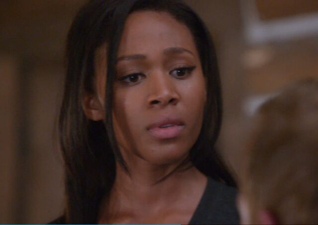 File:Nicole-Beharie-as-Det.-Abbie-Mills-on-Sleepy-Hollow-Season-1-Episode-4-The-Lesser-Key-of-Solomon.jpg