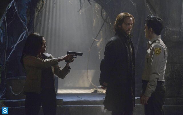 File:1x07 stills4.jpg