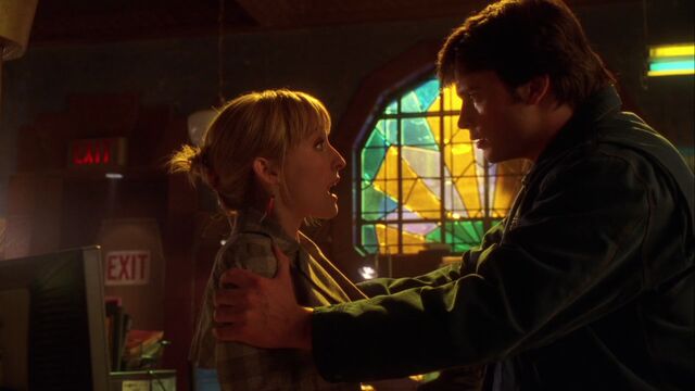 File:620Smallville1026.jpg