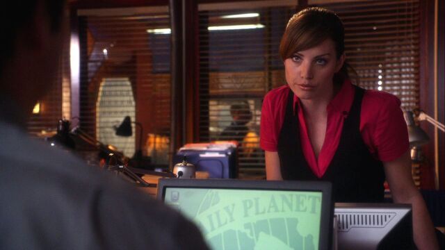 File:807Smallville1210.jpg