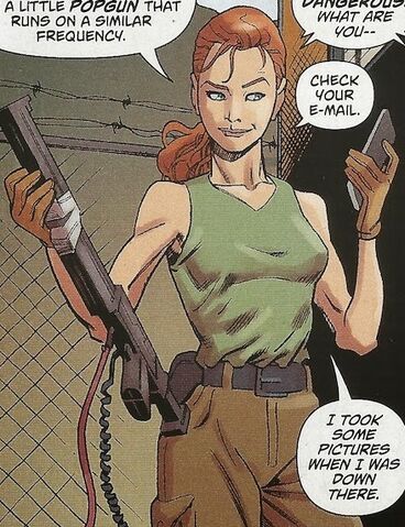 File:Lana Lang Adventurer.jpg