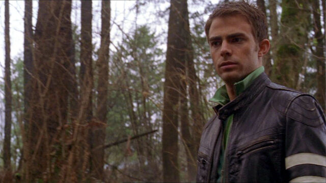 File:Kevin-Grady-4x19-20.jpg