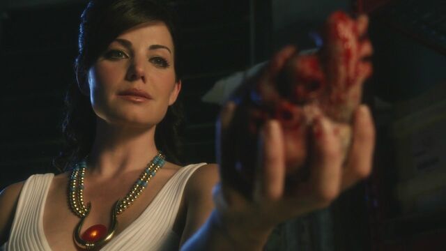 File:10x05-Isis-smallville-16485131-1280-720-1-.jpg