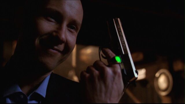 File:Green Kryptonite Ring.jpg