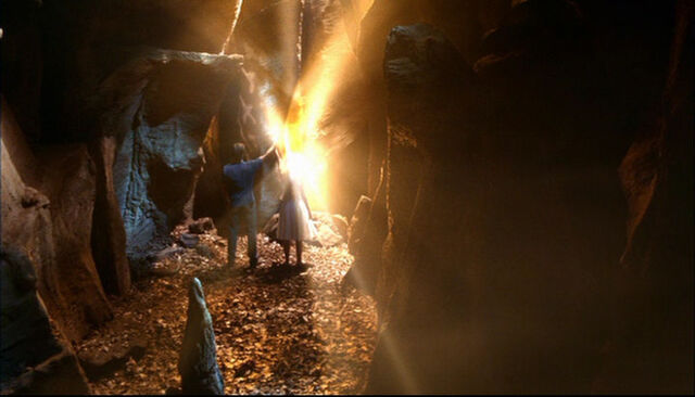 File:Smallville s03e22 541.jpg