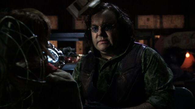 File:S8e14-2934.jpg