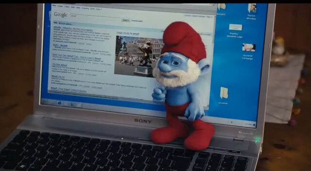 File:Papa Smurf On Laptop.jpg