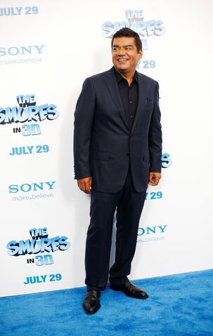 File:Georgelopezpremiere.jpg