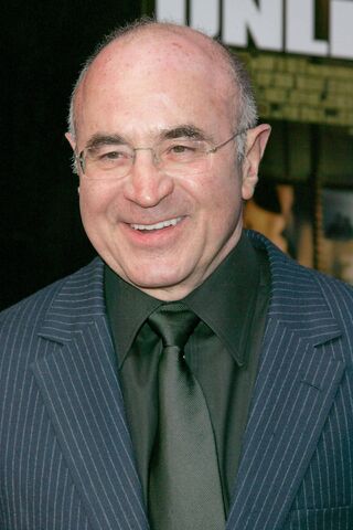 File:Bob-hoskins.jpeg
