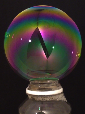 File:20130924 pyramid lightbox 2.png