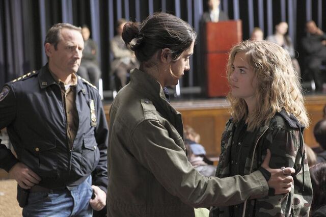 File:Twisted-Danny-jo-premiere.jpg