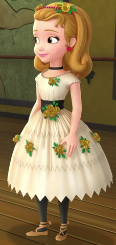File:Amber in dance dress.png