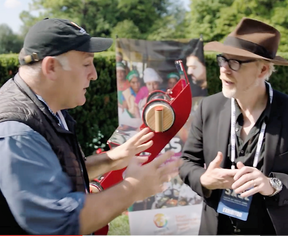 File:Jose Andres Adam Savage SXSL 10-16.png