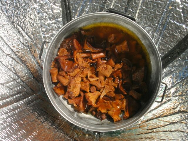 File:UltraLightCooker Scout-20.jpg