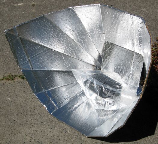 File:Fun-Panel with plastic bag.jpg