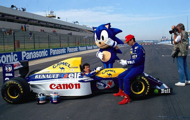 File:F1 sonic.jpg