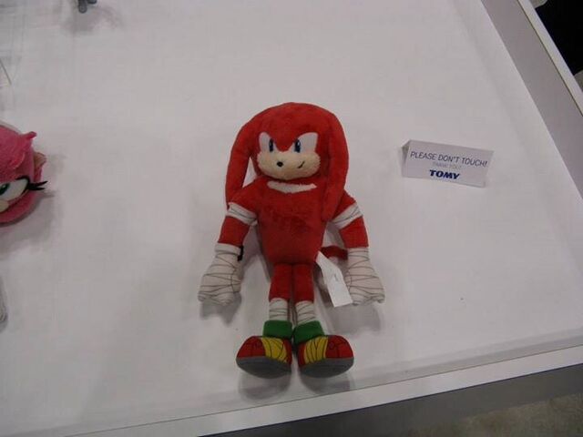 File:Plushknuxboom.jpg