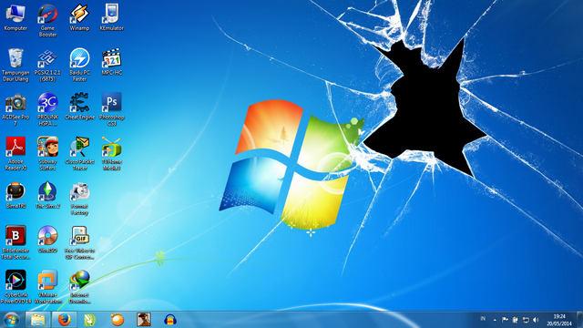 File:SK desk.png