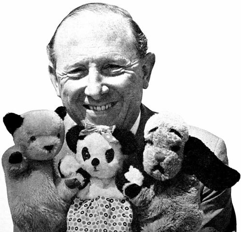 File:HarryCorbett,Sooty,Sweep,andSoo.jpg