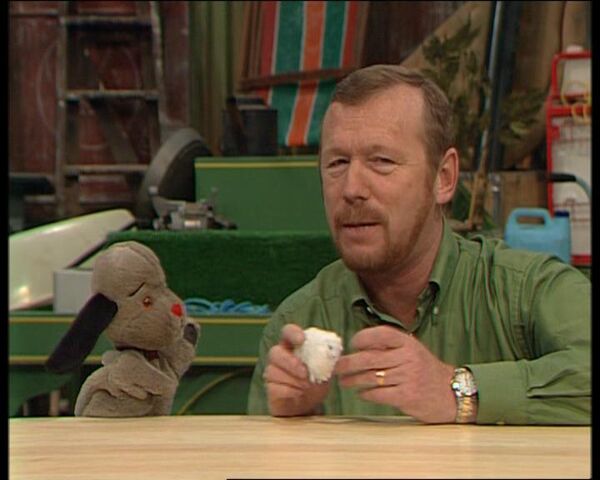 File:PullingtheWool21.jpg