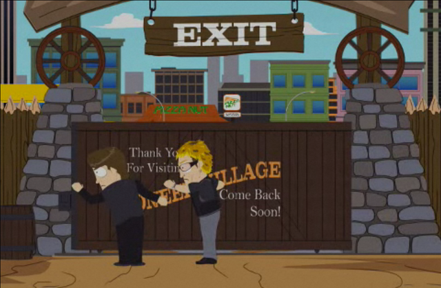 File:Brown-haired Thief and Orlich closing gate.png