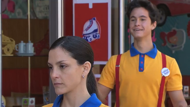 Archivo:S1E1 (22).png