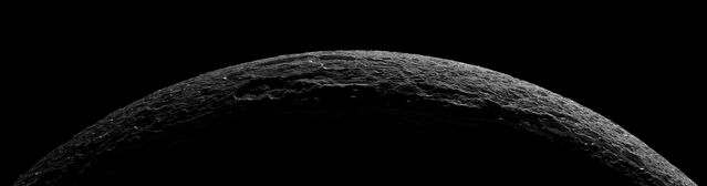 File:Crescent Dione.jpg
